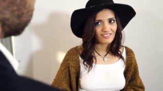 Inquilina Golfa Pide un Descuento