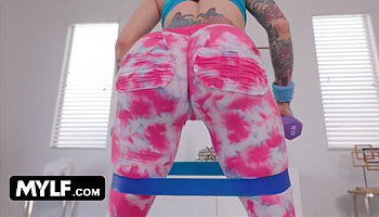 Pillado en Paja por Piadosa Madura con Calzas